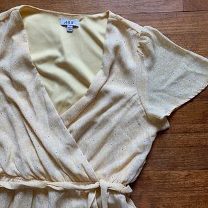 ❌SOLD❌ Dainty Floral Faux-Wrap Dress